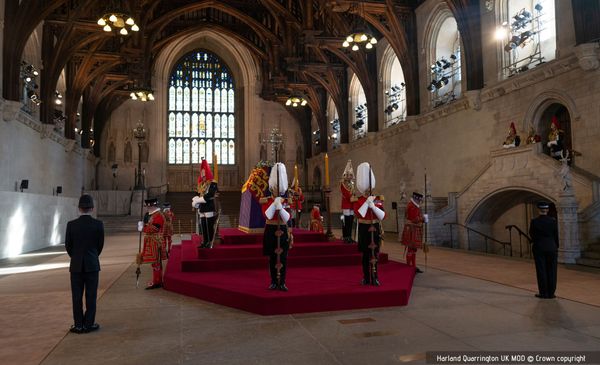 HM The Queen: Lying-in-State - BBC